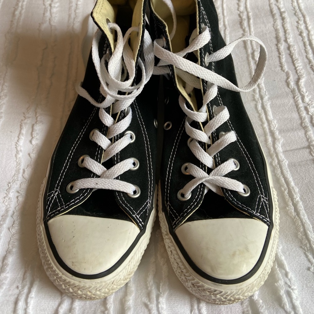 Black high top Converse